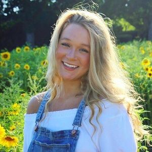 Meet your Posher, Mackenzie